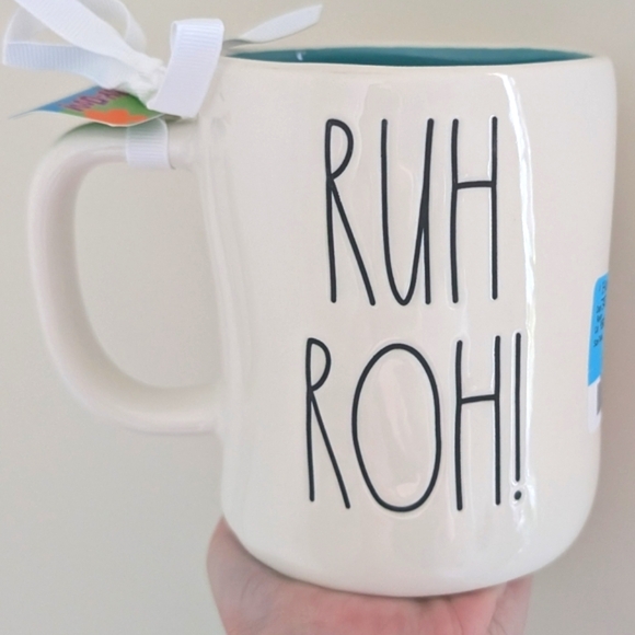 ❌SOLD❌Rae Dunn x Scooby Doo RUH ROH! Scooby-Doo and Ghost 👻 Halloween Mug - Picture 2 of 8